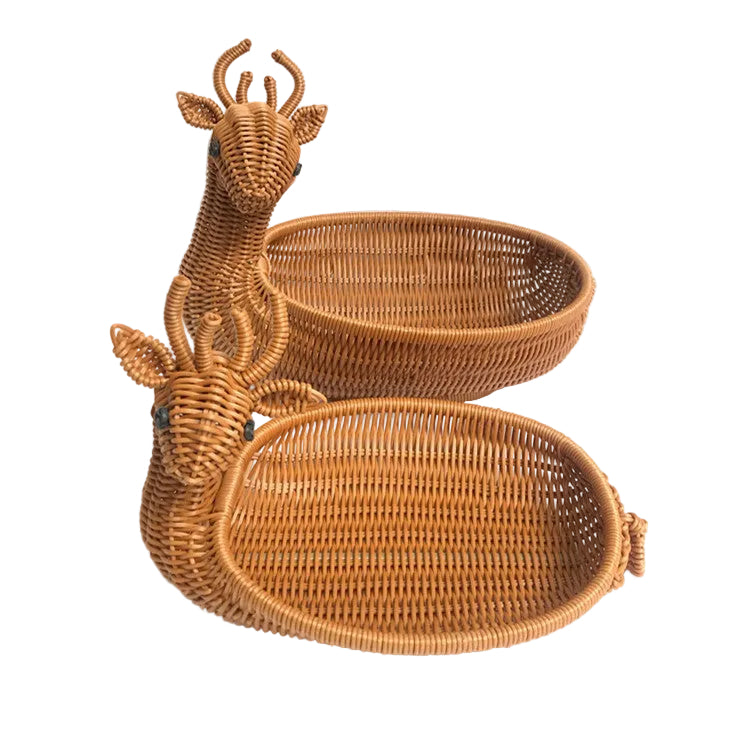 Panier décoratif en rotin forme cerf